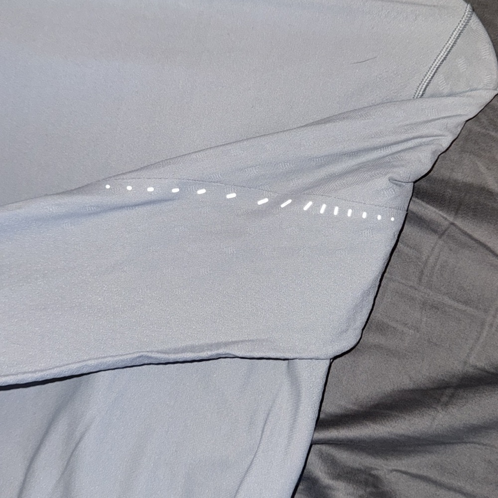 Lululemon T Shirt - Picture 2 of 3